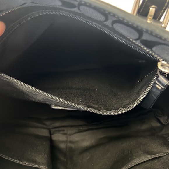 Authentic Coach Black Signature tote F11220 - Picture 7 of 16